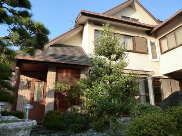 Local appearance photo. Monitor with intercom