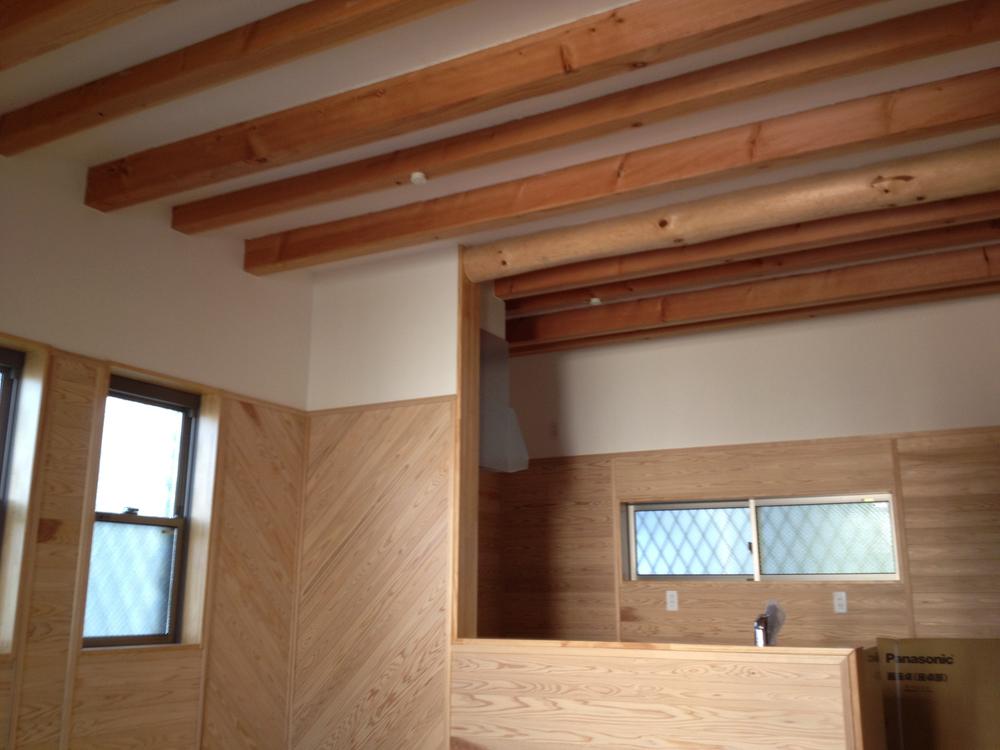 Living. look, Living is room walls smell of the tree to are all plastering wall