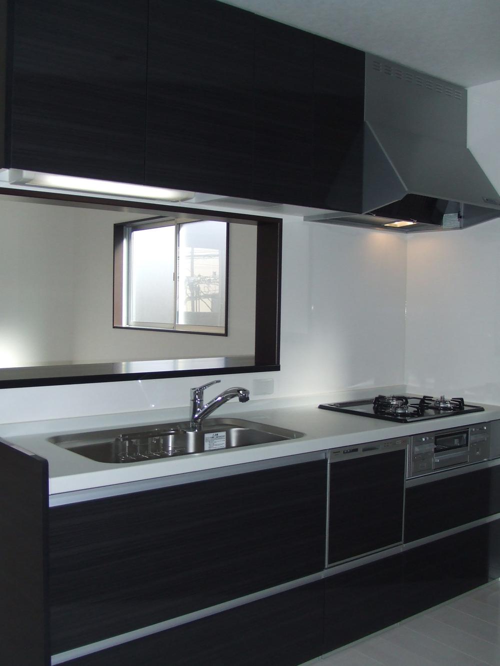 Same specifications photo (kitchen). Our construction cases