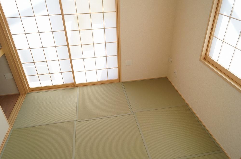 Non-living room. Local photos (Japanese-style)