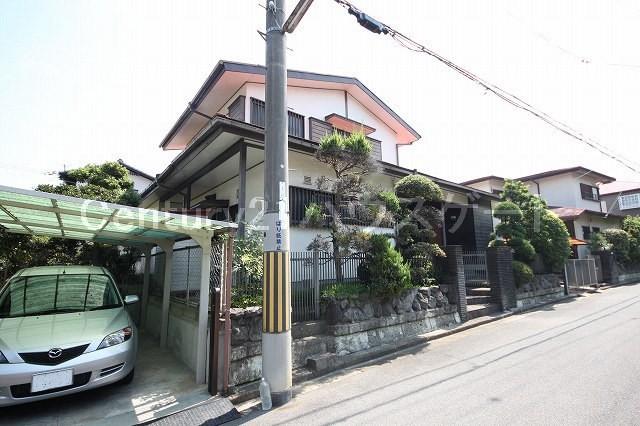 Local photos, including front road. Local (September 2013) Shooting