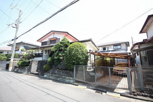 Local photos, including front road. Local (September 2013) Shooting