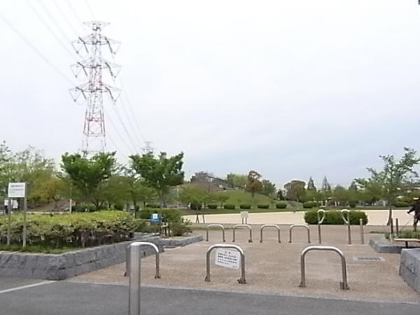 park. 1001m to Kohoku park