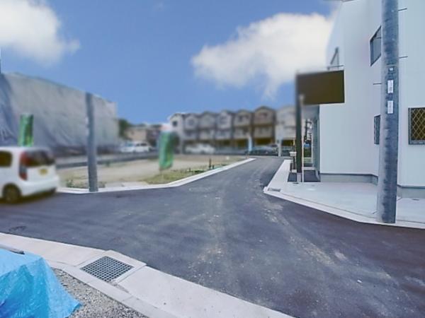 Local photos, including front road. Complete recovery The entire compartment