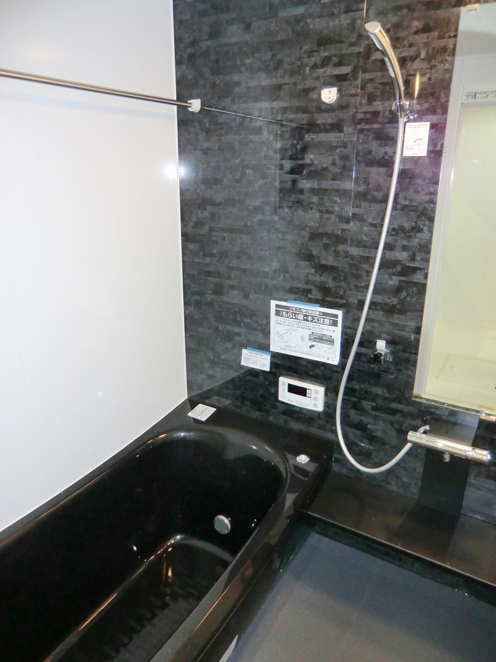 Bathroom.  ■ Kaidashin cho II9 No. land