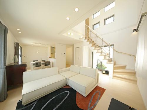 Same specifications photos (living). In the specifications of the living space is Good, Easy to use, beautifully, And well comfortable.