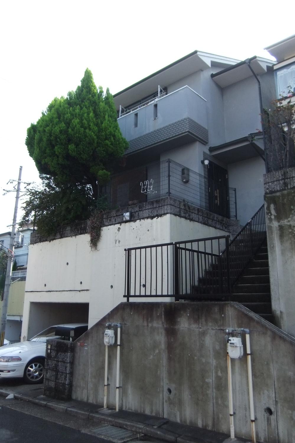 Local appearance photo