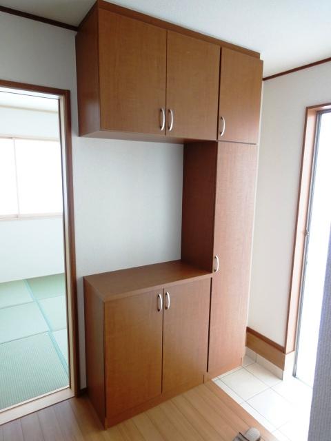 Same specifications photos (Other introspection). Plenty also secured entrance storage! (The company example of construction photos)