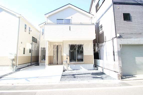 Same specifications photos (appearance). Car two is possible parking! !