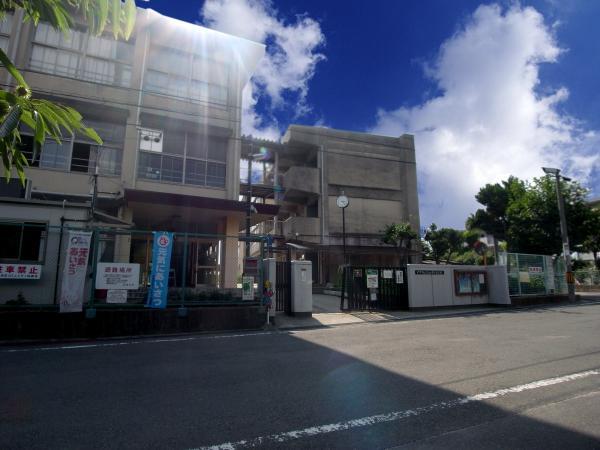 Primary school. Tonoyama 277m until the first elementary school