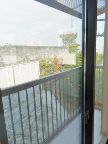 Local photos, including front road. Balcony