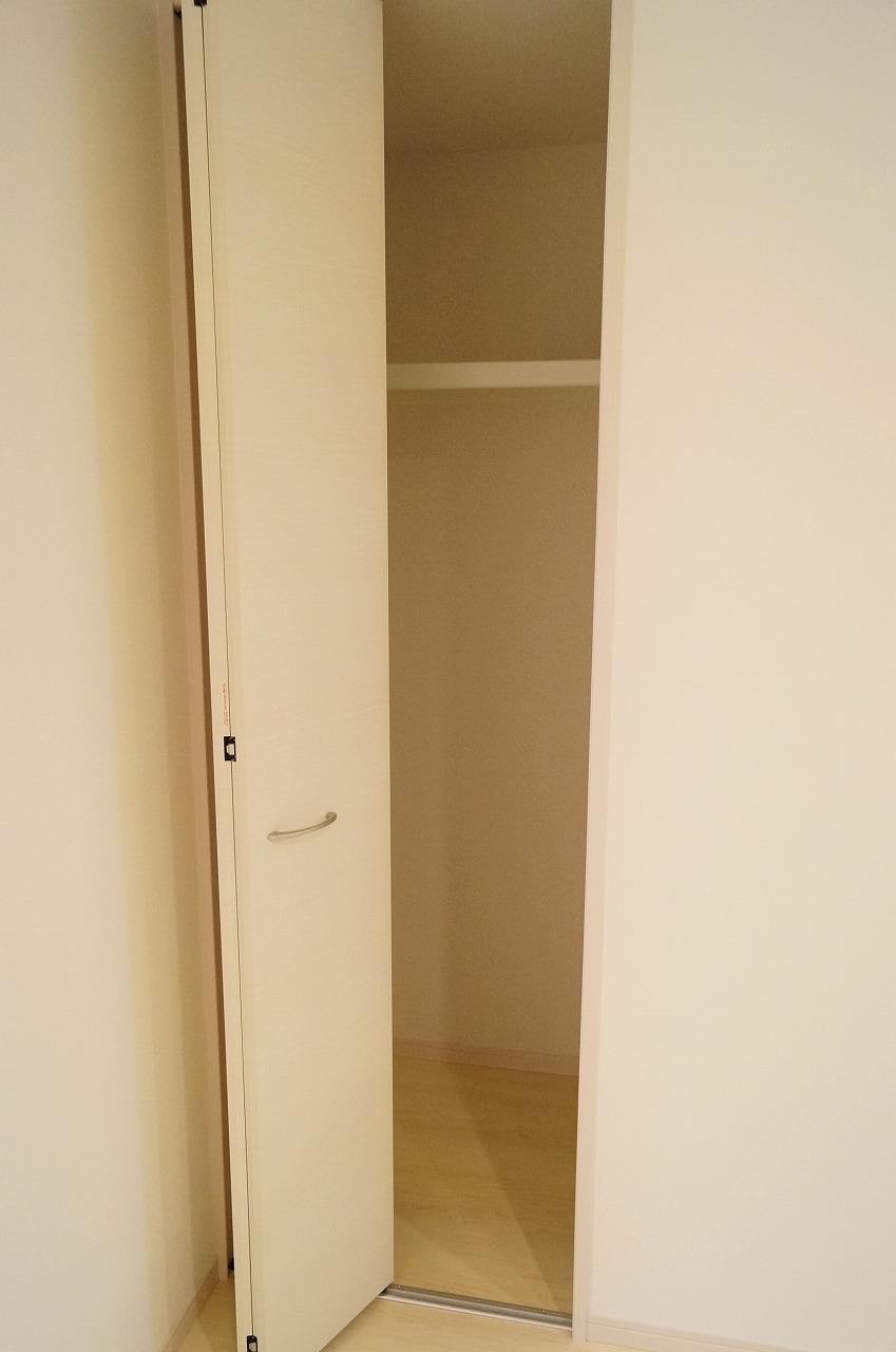 Other Equipment. Living storage