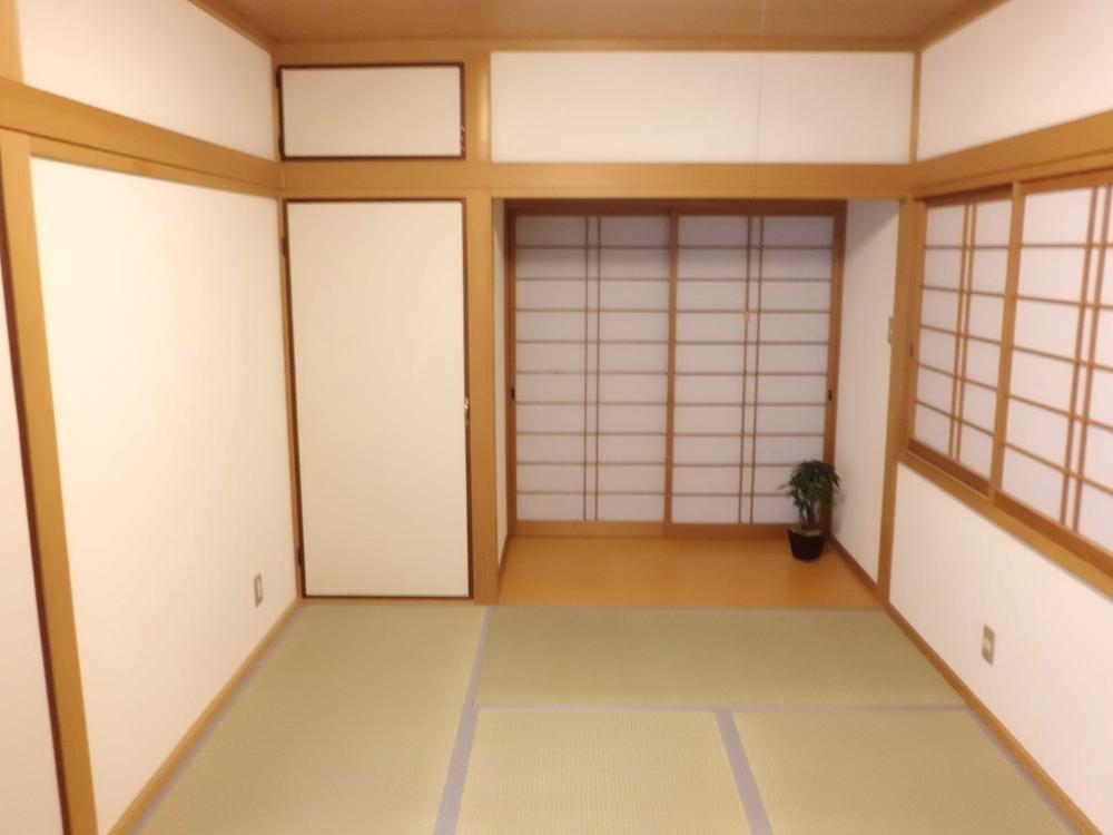 Other introspection. While leaving the state of the traditional Japanese-style room had made already