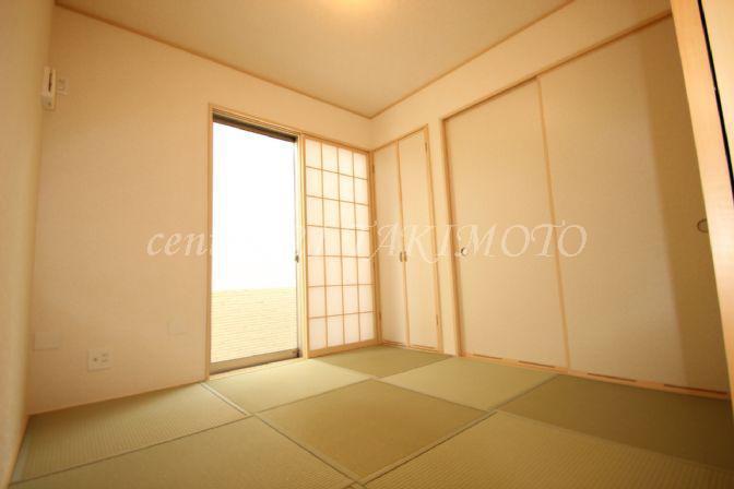 Non-living room. Your family is your relaxation enjoy Japanese-style room with everyone