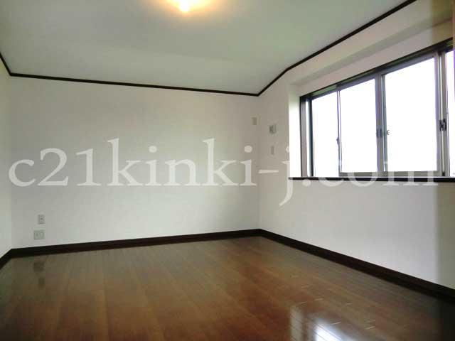 Same specifications photos (Other introspection). Same specifications photos (Western-style)