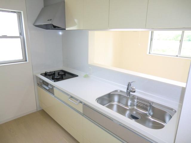 Same specifications photo (kitchen). Same specifications photo (kitchen) Slide storage! Water purifier with shower!