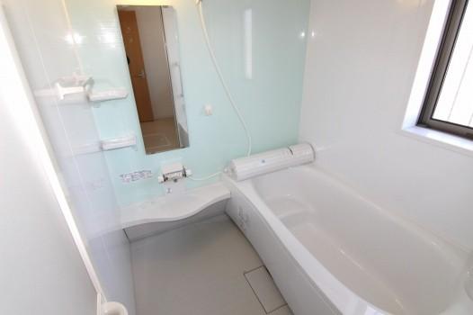 Same specifications photo (bathroom). Same specifications photo (bathroom) Bathroom heating dryer! Warm bath!