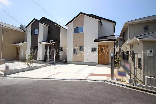 Same specifications photos (appearance). Use a strong siding board to dirt on the outer wall! !