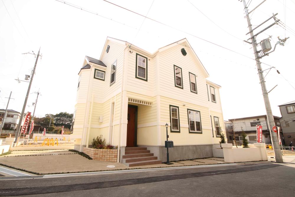 Local appearance photo. Model house appearance