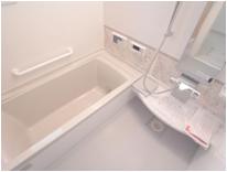 Same specifications photo (bathroom). Bathroom welcoming along with the children