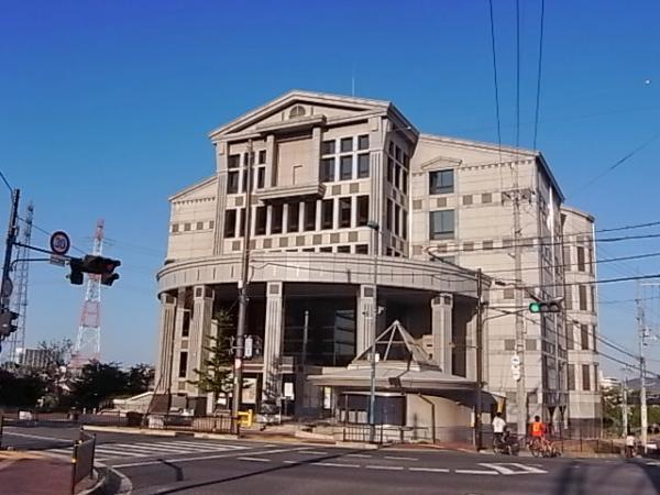 library. 395m to City Central Library