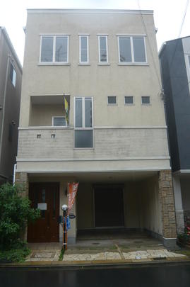 Local photos, including front road. Local (March 2013) Shooting