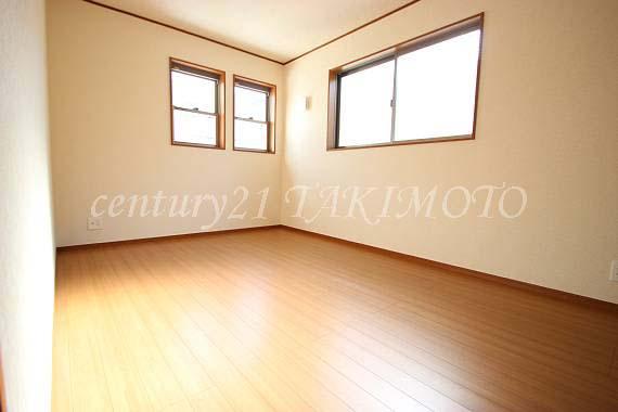 Other introspection. Western-style There are three rooms on the first floor! !