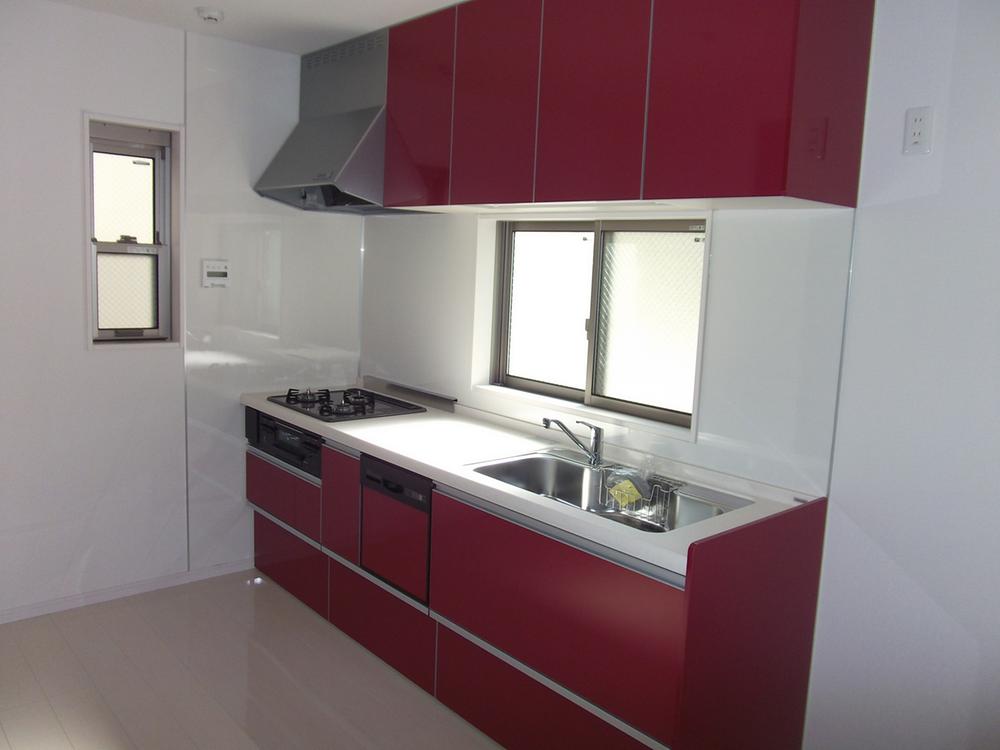 Same specifications photo (kitchen)