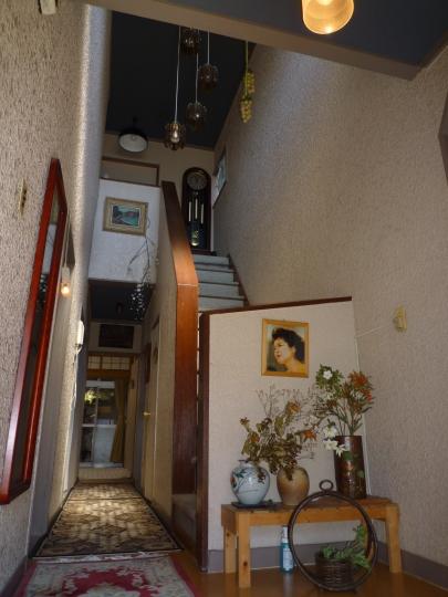 Entrance. Local (10 May 2013) Shooting