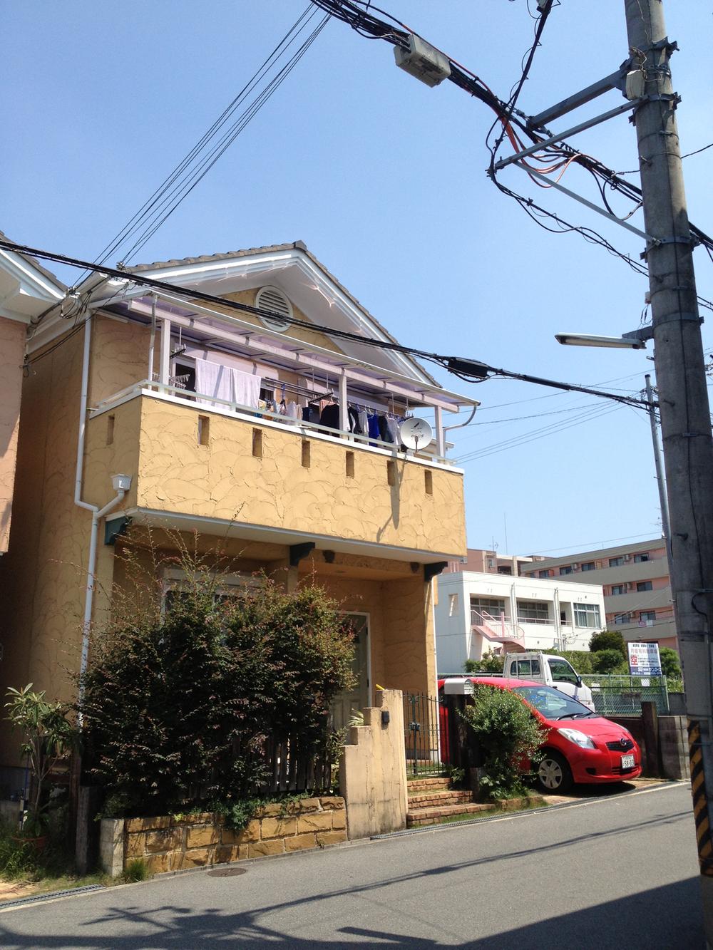 Local photos, including front road. Local (August 2013) Shooting