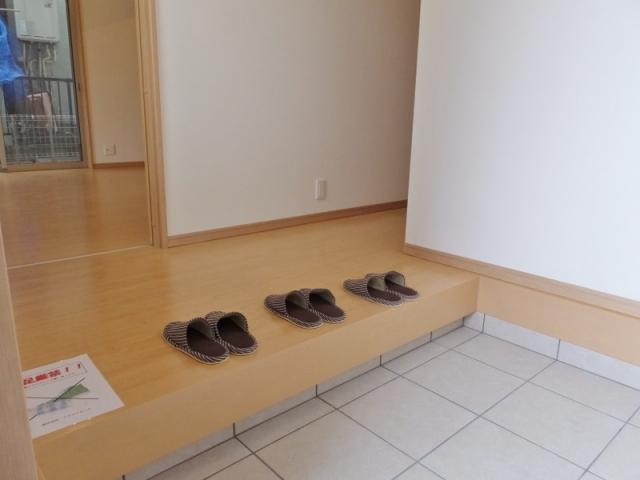 Same specifications photos (Other introspection). Same type other properties Entrance