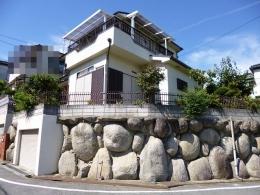 Local appearance photo. Local (10 May 2013) Shooting