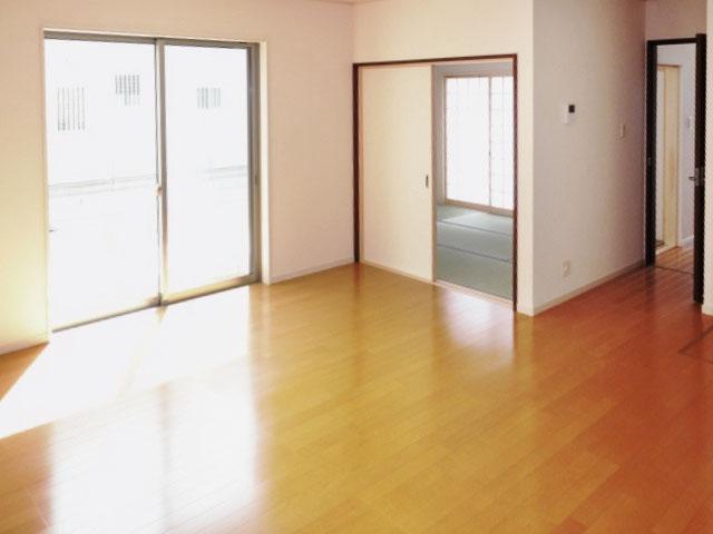 Same specifications photos (Other introspection). Since the housing are substantial, You can also use the more widely the room! (The company example of construction photos)