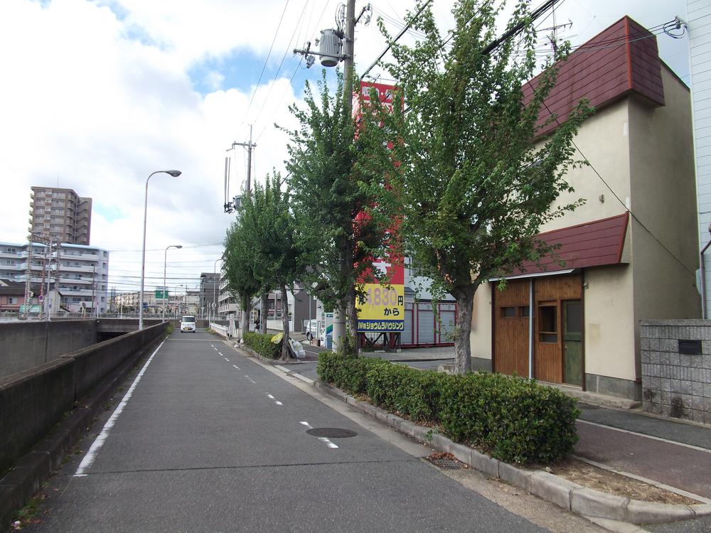 Local photos, including front road