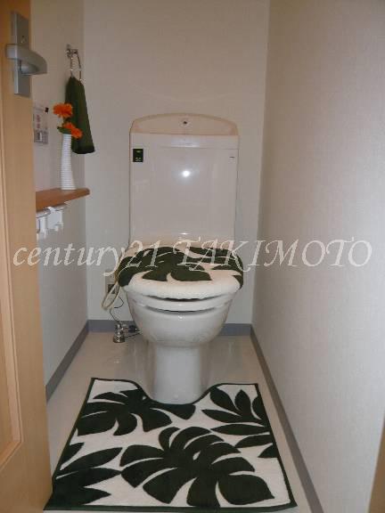 Toilet. Pat ventilation There is a window in the toilet! !