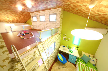Model house photo. Large loft space designed to connect the two nursery. Together up the ladder when you play, When you study in each room. You can enjoy a variety of usage according to the scene.
