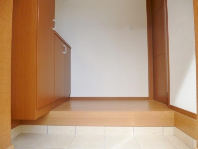 Same specifications photos (Other introspection). Entrance Same type other properties