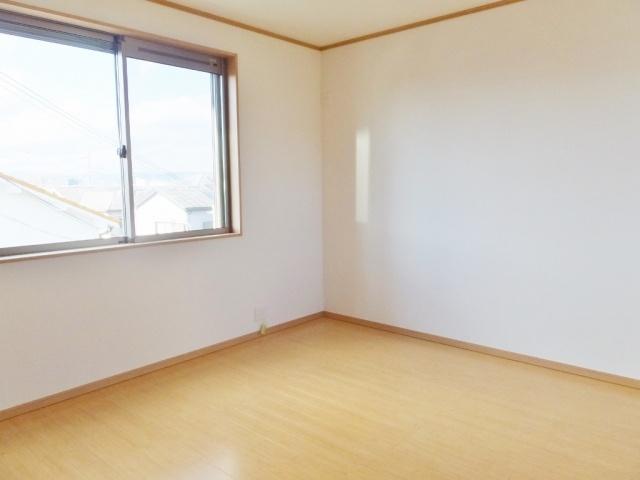 Non-living room. 3rd floor Western-style 8.11 Pledge