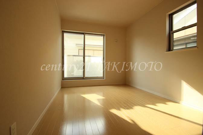 Other. All room two-sided lighting ・ Of course, a pair of glass used