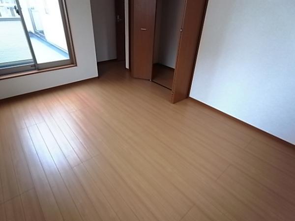 Same specifications photos (Other introspection). Spacious living space in all room with storage (same specifications as Western-style)