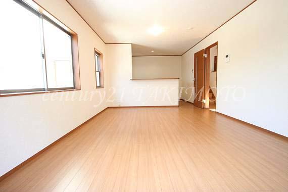 Same specifications photos (living). Open-minded LDK! There Pledge 16!