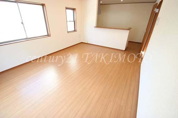 Same specifications photos (living). Since the corner lot ventilation ・ Lighting both good!