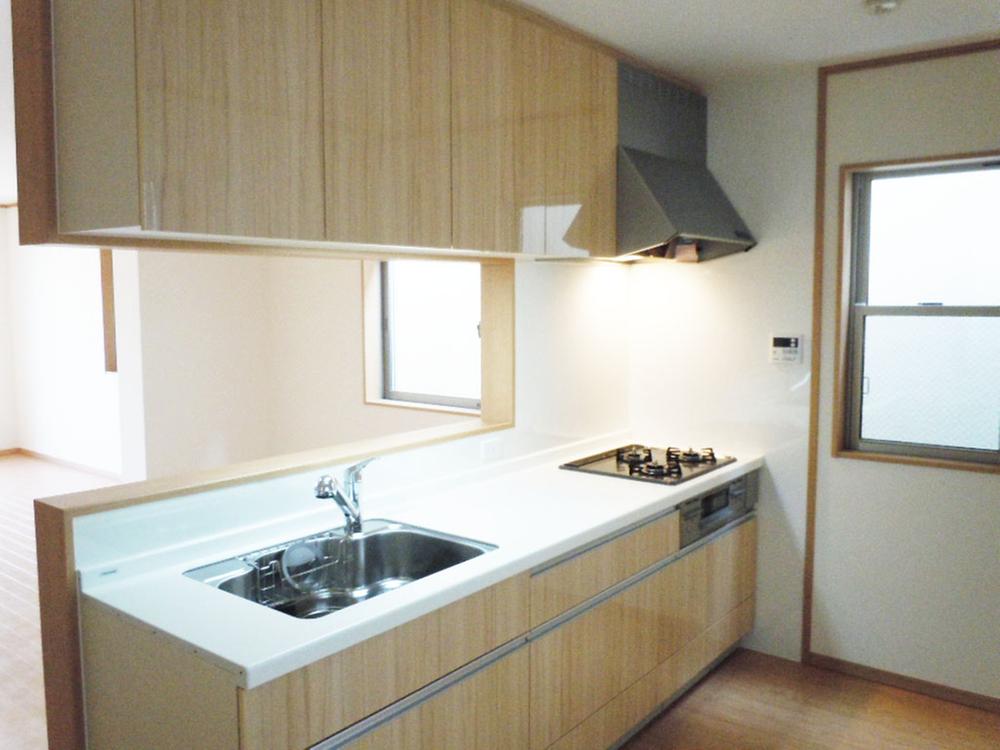 Same specifications photo (kitchen). Face-to-face kitchen (its construction example photo)