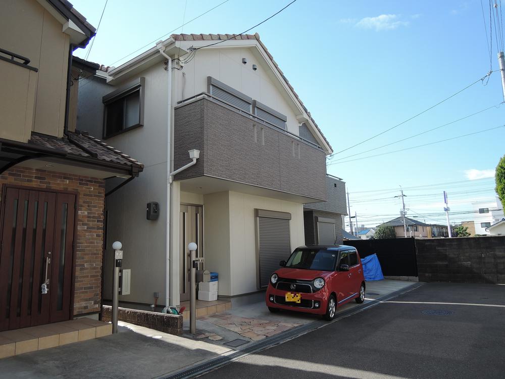 Local appearance photo. Local (11 May 2013) Shooting