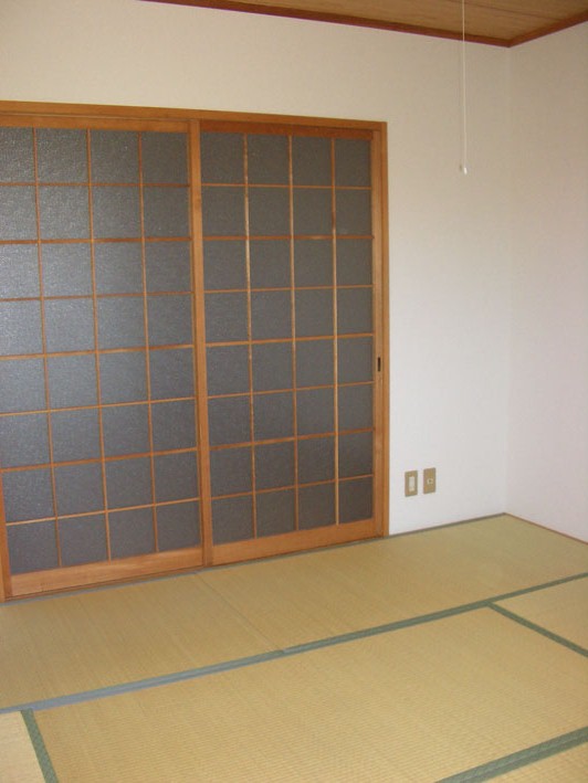 Other room space. Japanese-style room 6 quires