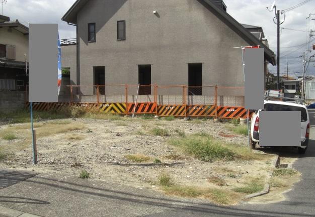 Local photos, including front road. No. 1 destination, Thank No. 2 place. No. 1 place is the corner lot side.