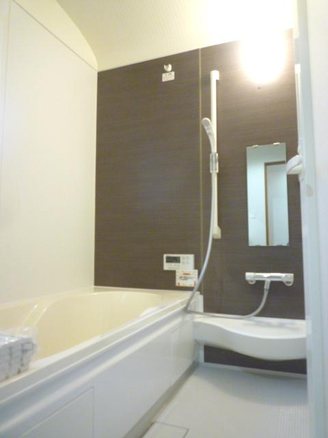 Same specifications photo (bathroom)