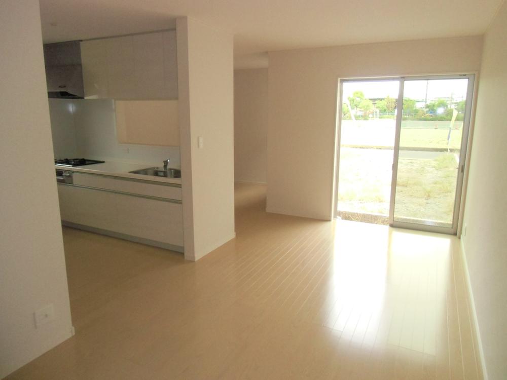 Living. Indoor (10 May 2013) Shooting