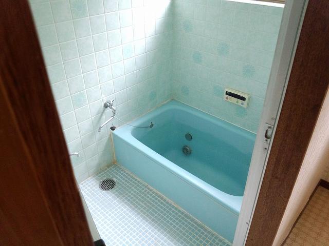 Bathroom. Indoor (February 2013) Shooting