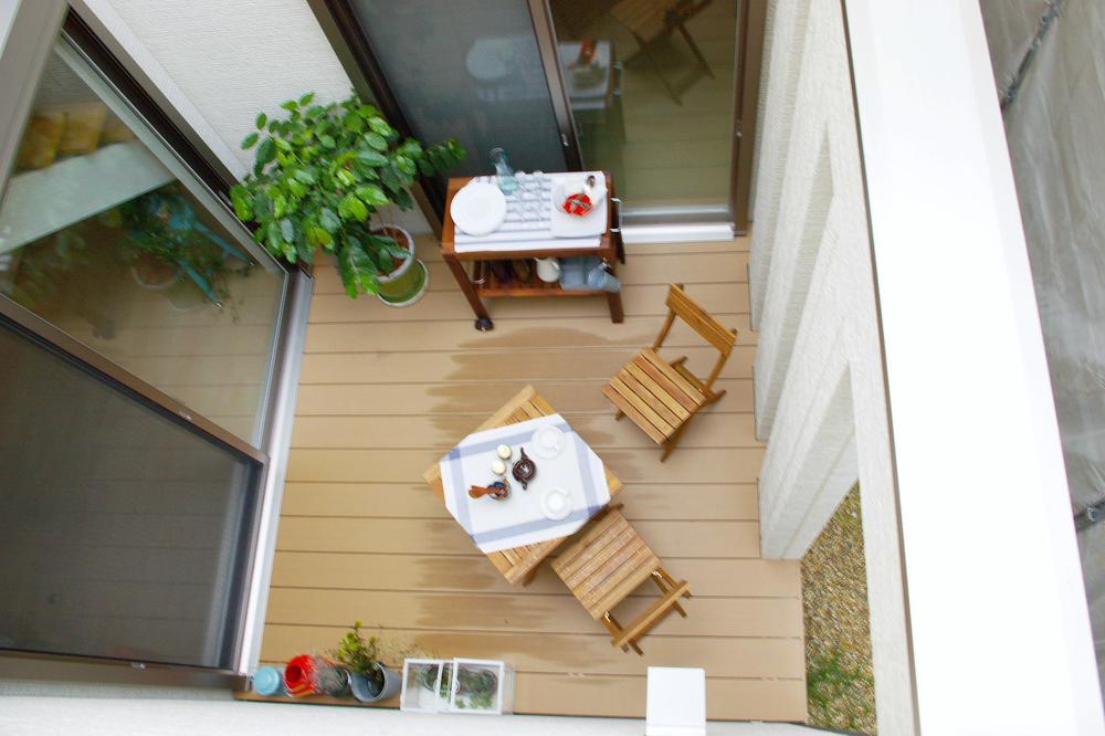 Other local. Living and integral patio various also how to use, It is a space where life is spread. Life of luxury will begin to feel the outside of the air in the house.